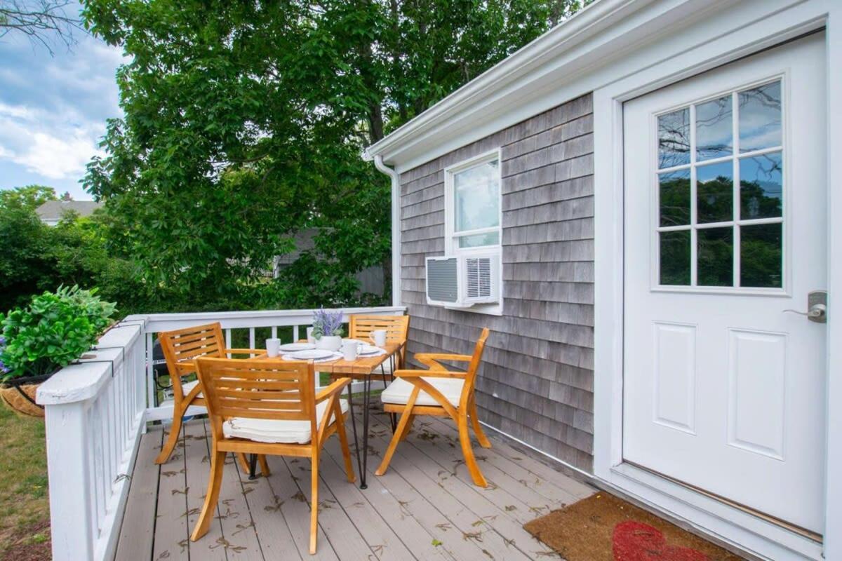 Wrap-Around Porch Mins To Beach Chatham Exteriér fotografie
